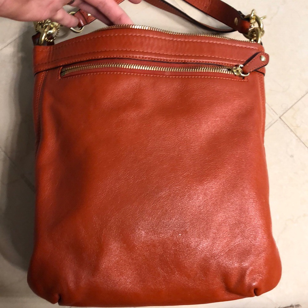 Orange coach